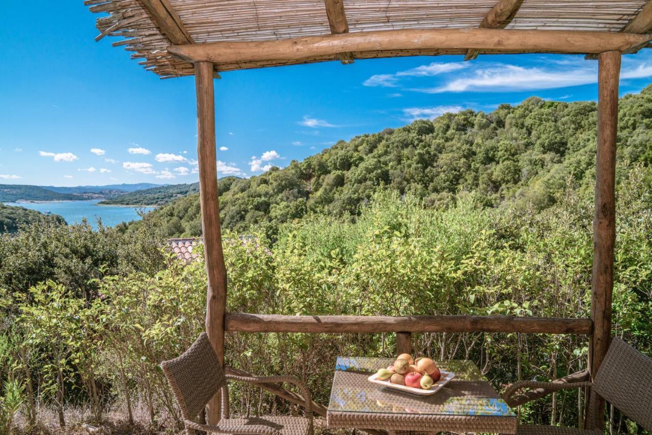 Hotel Aldiola Country Resort Sant'Antonio di Gallura Exterior photo
