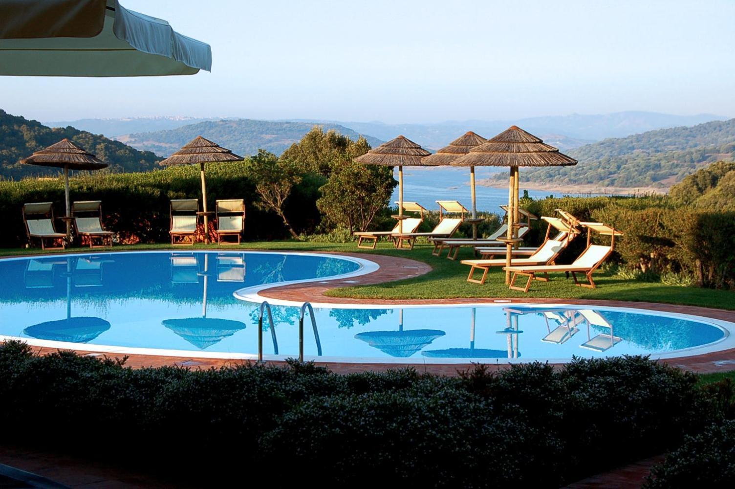 Hotel Aldiola Country Resort Sant'Antonio di Gallura Exterior photo