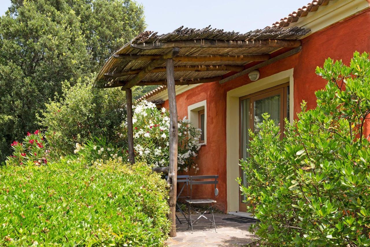 Hotel Aldiola Country Resort Sant'Antonio di Gallura Exterior photo